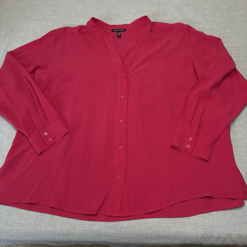 Eileen Fisher 100% Silk Button Up Pink Collared Shirt Size Medium Long Sleeves